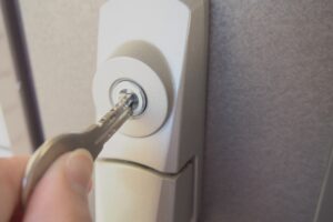 鍵の開錠